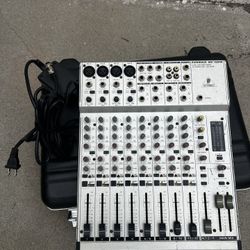 MIXER BEHRINGER EURORACK MX 1604A