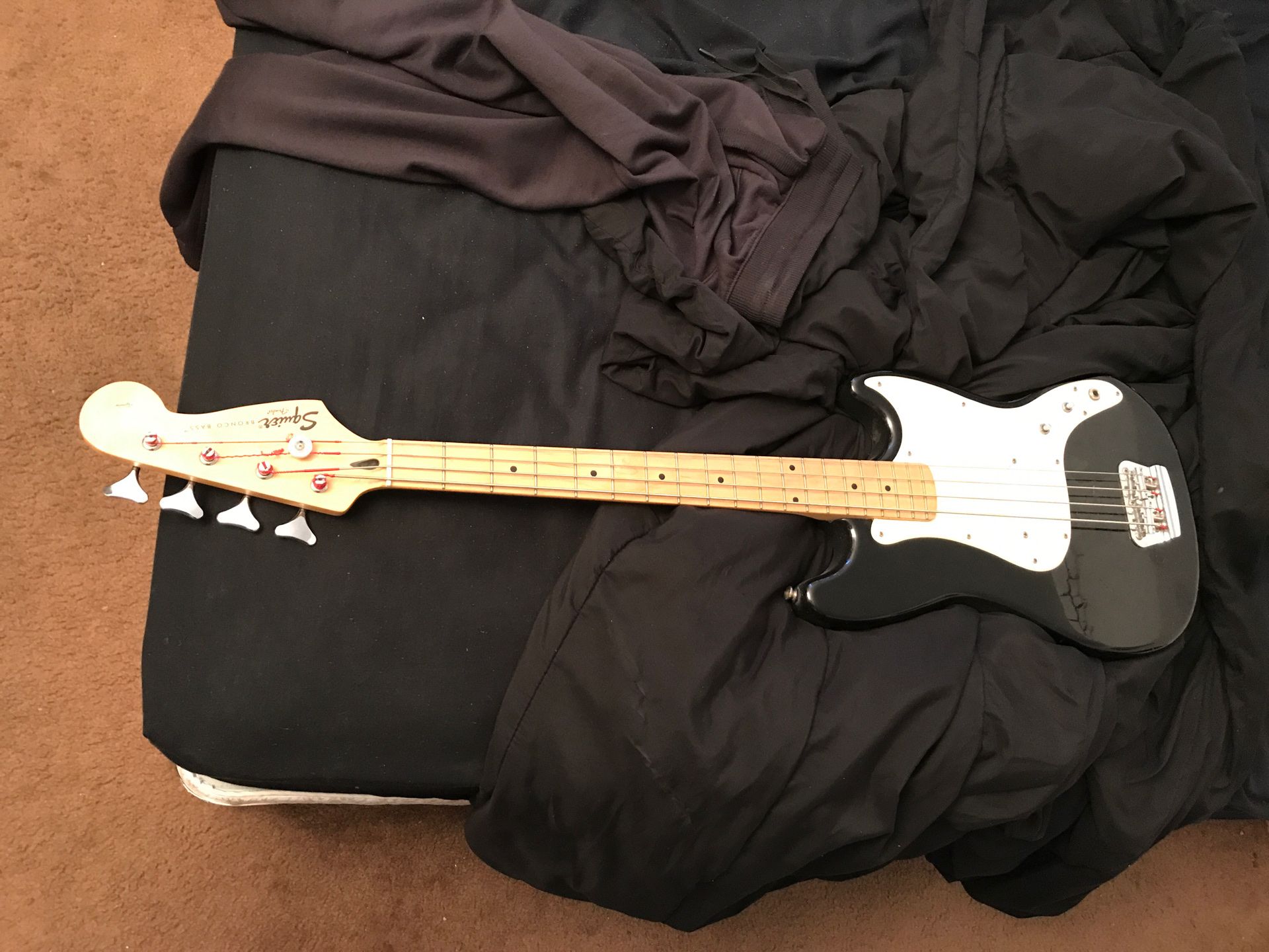 Old Squier bronco bass