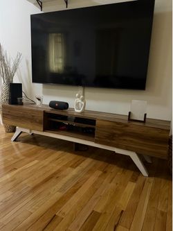 TV table /stand