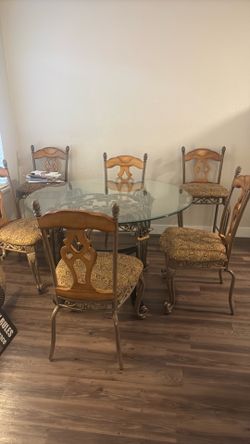 DINING TABLE OBO