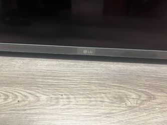 LG TV 55”