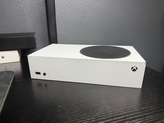 Xbox series S w/ TMR controller + monitor