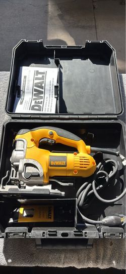 DeWalt DW331 Corded Jigsaw