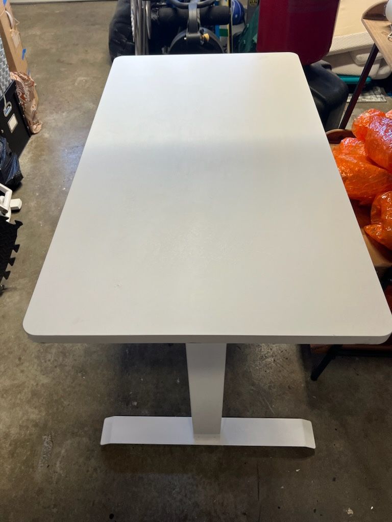 Flexispot Model ET114E Sit Stand Desk - White