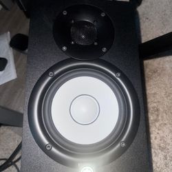 Yamaha HS8 Studio Monitor in Black Pair