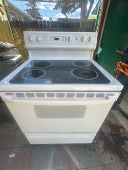 Hotpoint Stove