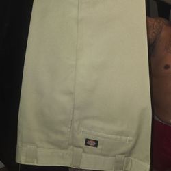 Dickies 42
