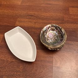 Decorative Shell and Boat-Shaped Dish Set