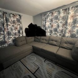 L Shaped Couch With Pull Out Bed (Grey)