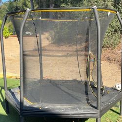 KIDS 7.5ft Trampoline  