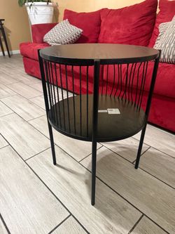 Black accent table 18x18x23 inch