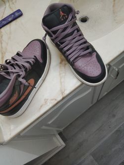 Air Jordan 1 Mid Se Black Size 8.5