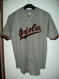 MEDIUM c.1983 Baltimore Orioles CCM - 1983 World Series Season Stitched Logo Grey Jersey - GOOD