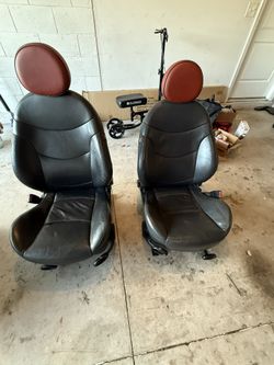 Mini Cooper R50/R53 Leather Front Seats (non-heated)
