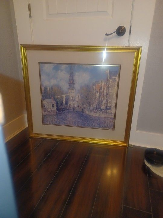 Picture Of The Groenburwal Canal In Amsterdam
