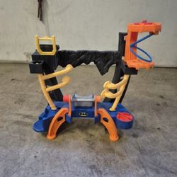 Toy House 13