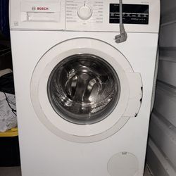 Bosch Stackable Washer and Dryer – Great Condition!