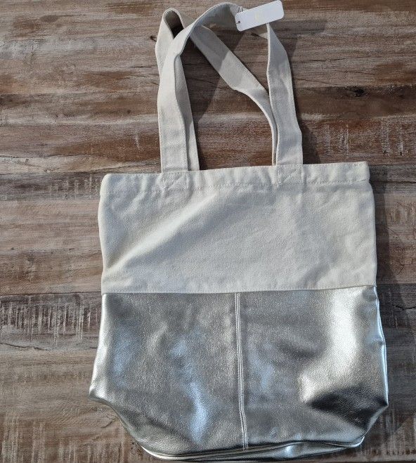 Charming Charlie Women's Tote Bag Handbag Purse 