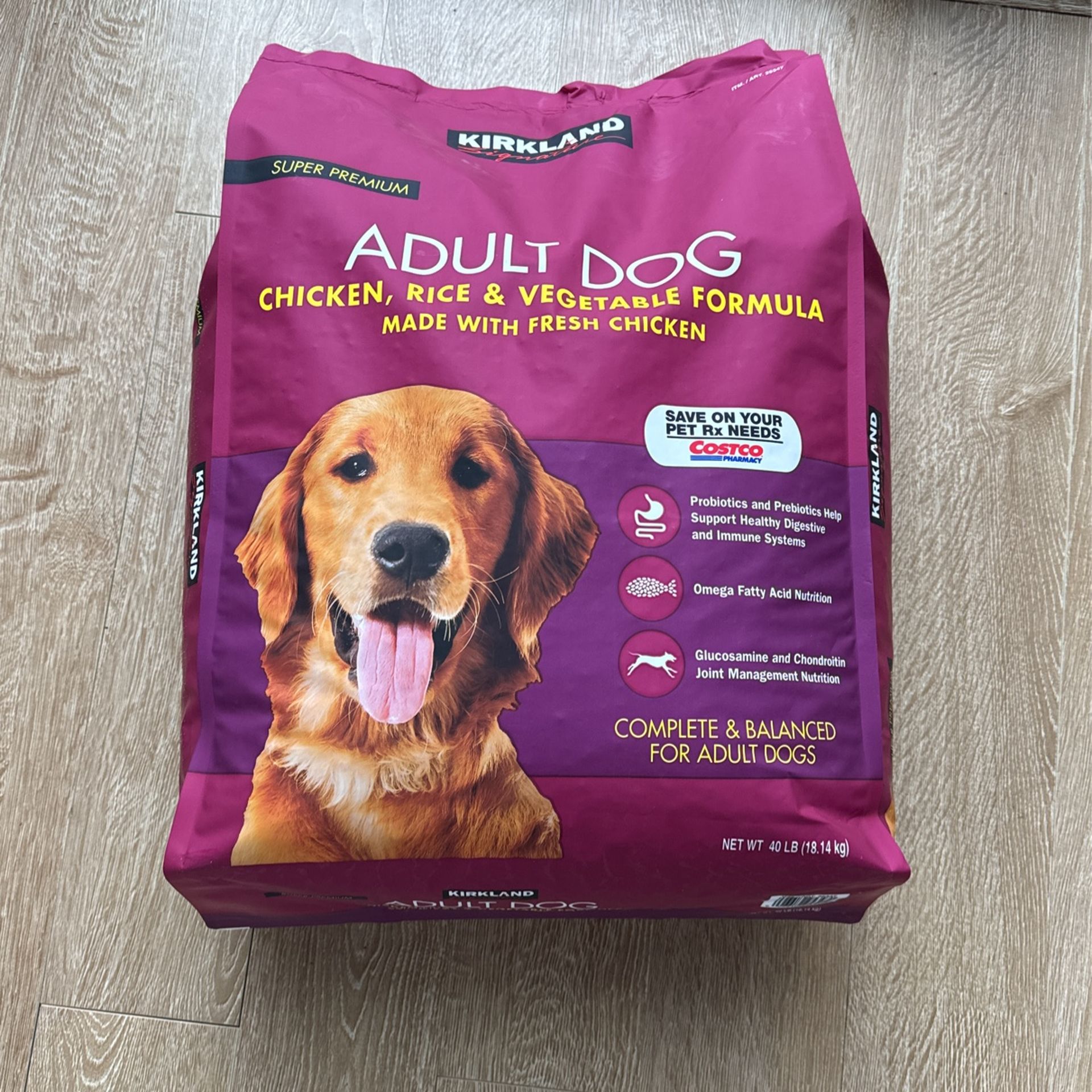 Kirkland Super Premium Adult Formula Chicken, Rice and Vegetable Dog Food 40 lb