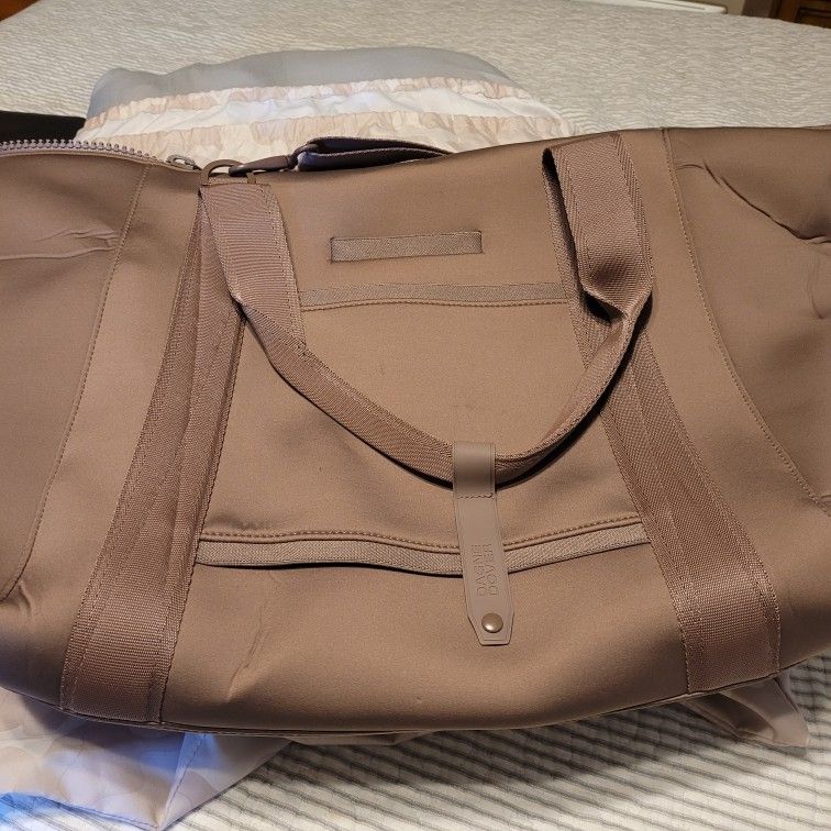 Brand New Dagne Dover Landon Carryall Bag for Sale in San Diego, CA -  OfferUp