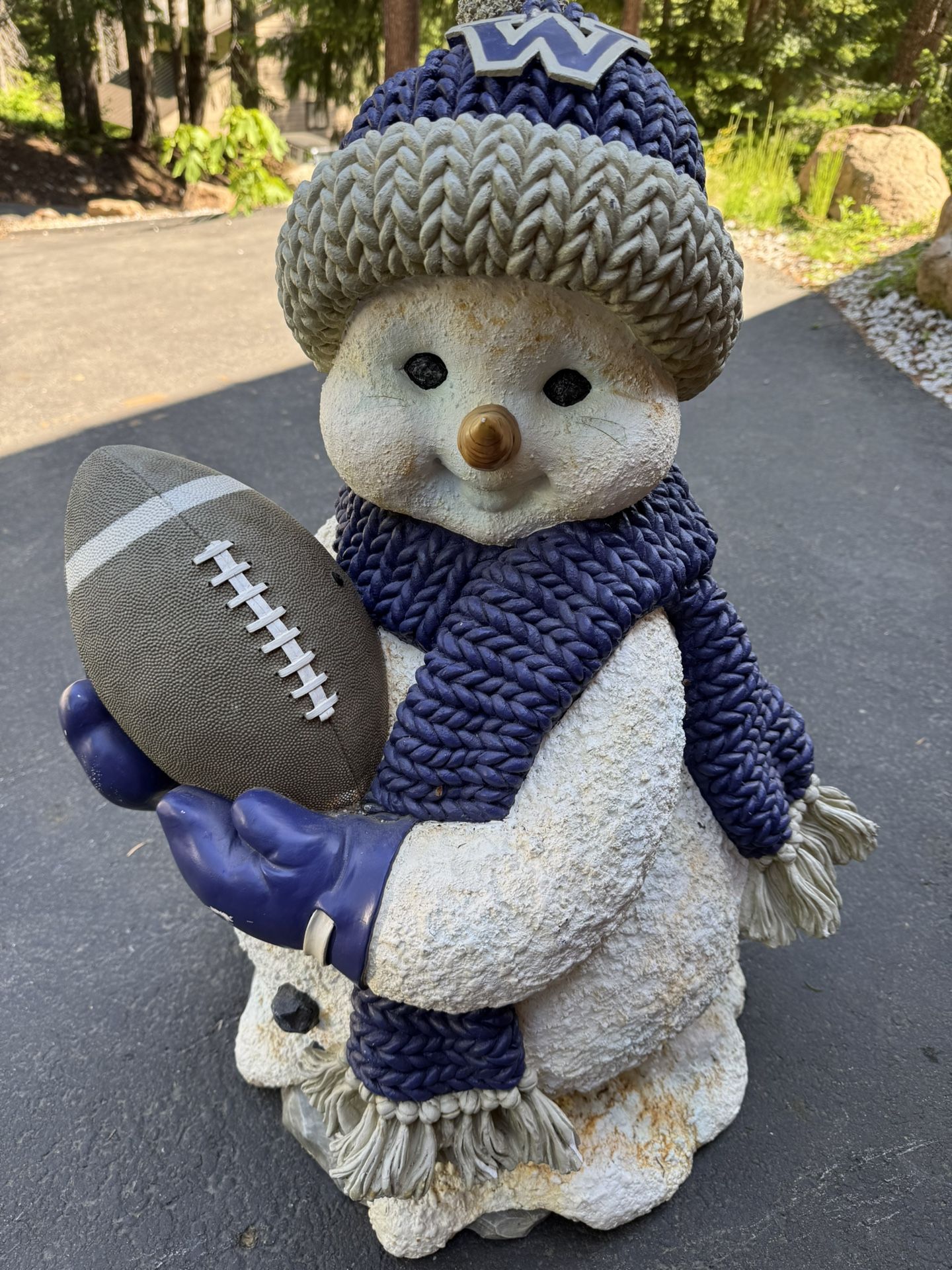 Adorable UW Husky Football Snowman