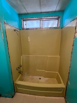 fiberglass refinishing