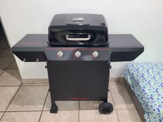 BRAND NEW MegaMaster 3-Burner Propane Grill