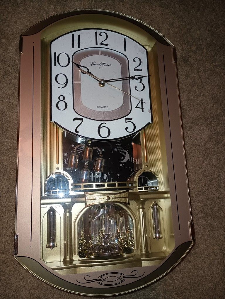 Free Gustav Becker Clock