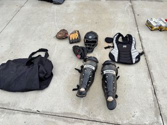 Marucci Adult M-CG1 Catcher's Set catchers gear, medium