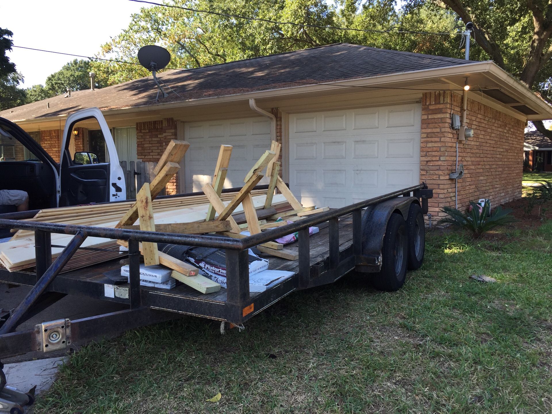 16ft trailer with car ramps