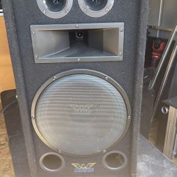 Tensen Speaker 12inchs 3 Twiters Nice $45