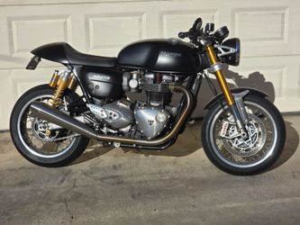 2017 Triumph Thruxton R