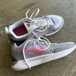 Like New Nike Sabrina Basketball Shoes