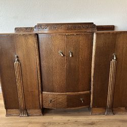 Vintage Wood Bar