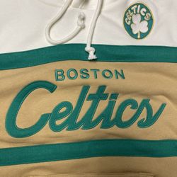 Men’s Mitchell & Ness Boston Celtics Hoodie - Size Large