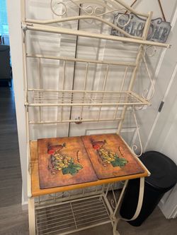 Cream Metal Baker's Rack with Wood Shelf