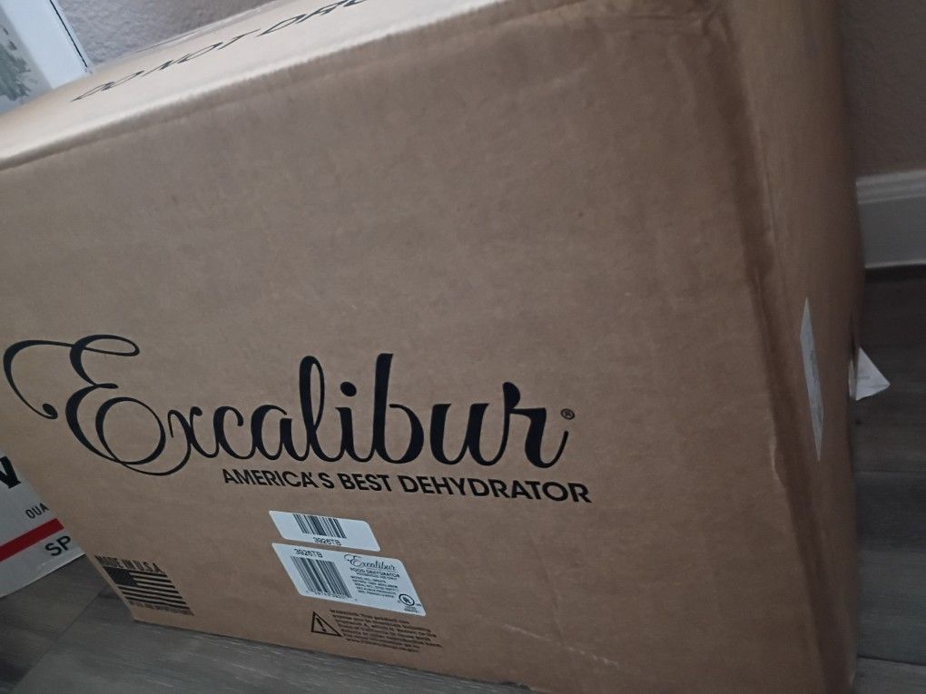 Brand New Excalibur Dehydrator Model #3926TB