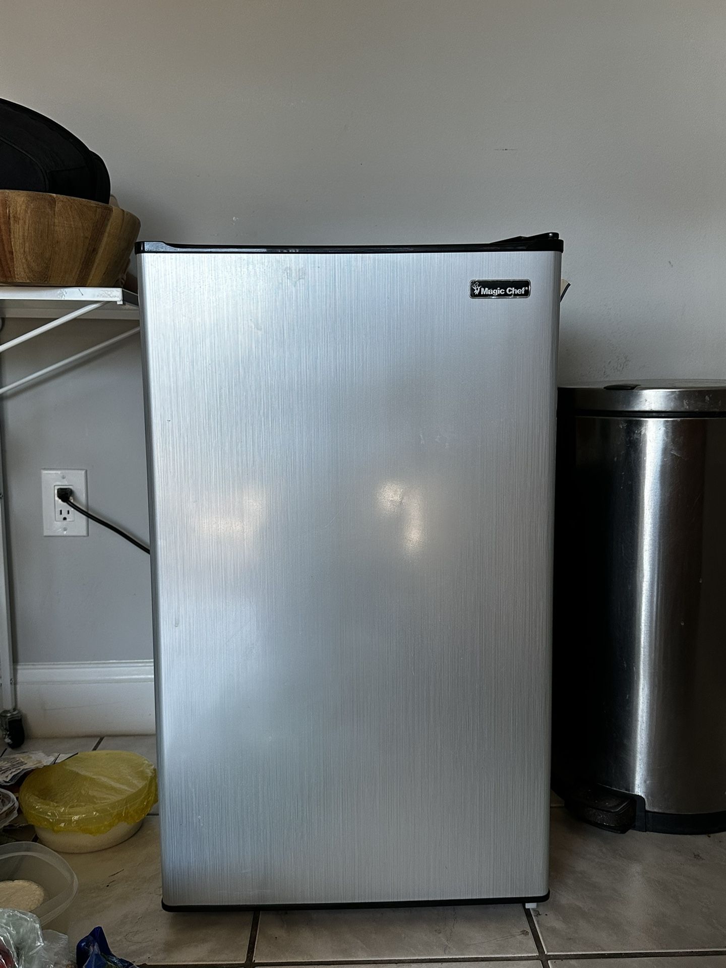 Magic Chef 4.5 cu. ft. Mini Fridge