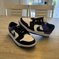 W Nike SB Dunk Low (Court Purple)