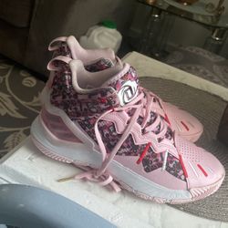 Size 7 Pink Adidas Basketball Shoes 