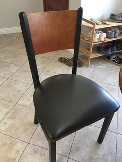 5 Chairs