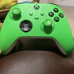 Xbox Controller (Used)