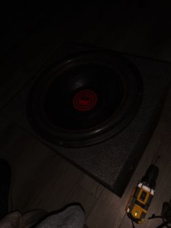15 inch subwoofer n seals enclosure