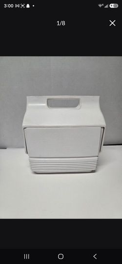Igloo Mini Playmate Cooler White On
White Vintage Rare