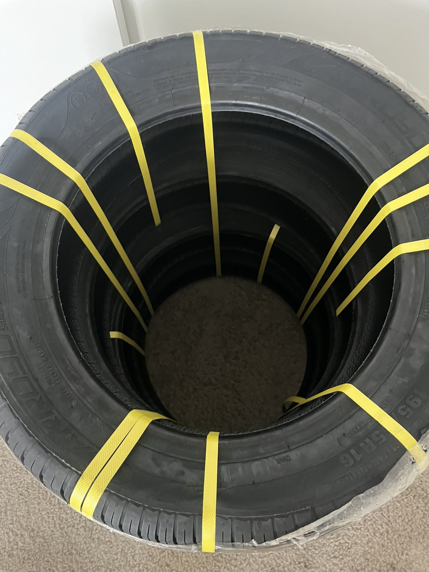 4 New Arroyo Grand Sport 2 195/55R16 87V All Season Tires 55000 MILE