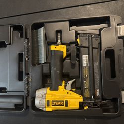 DeWalt Finish Nail Gun