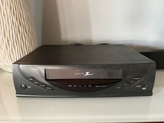 Zenith VRB4215 4-Head Hi-Fi VHS VCR
