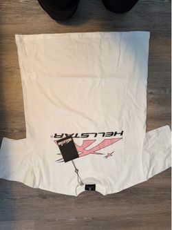 White black hellstar shirt with some pink