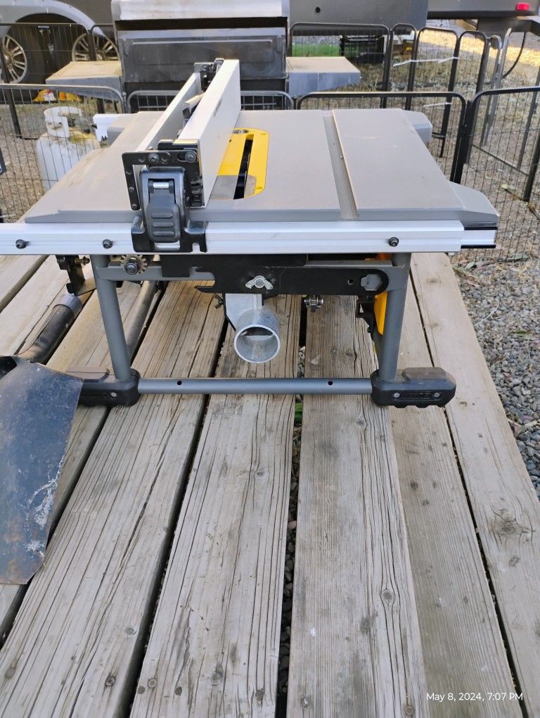 DeWalt Table Saw