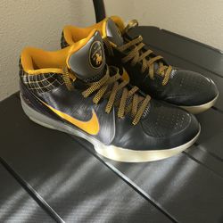 Nike Basketball Shoes Kobe 4 Carpe Diem Size 12